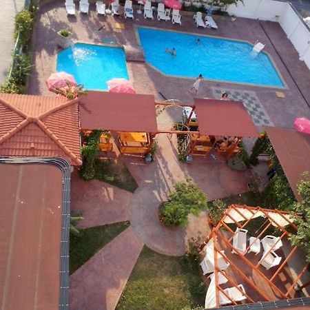 Alba Family Club Hotel Primorsko Dış mekan fotoğraf