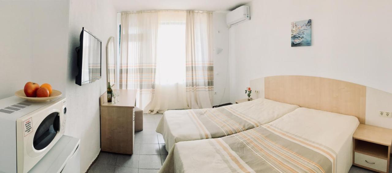 Alba Family Club Hotel Primorsko Dış mekan fotoğraf