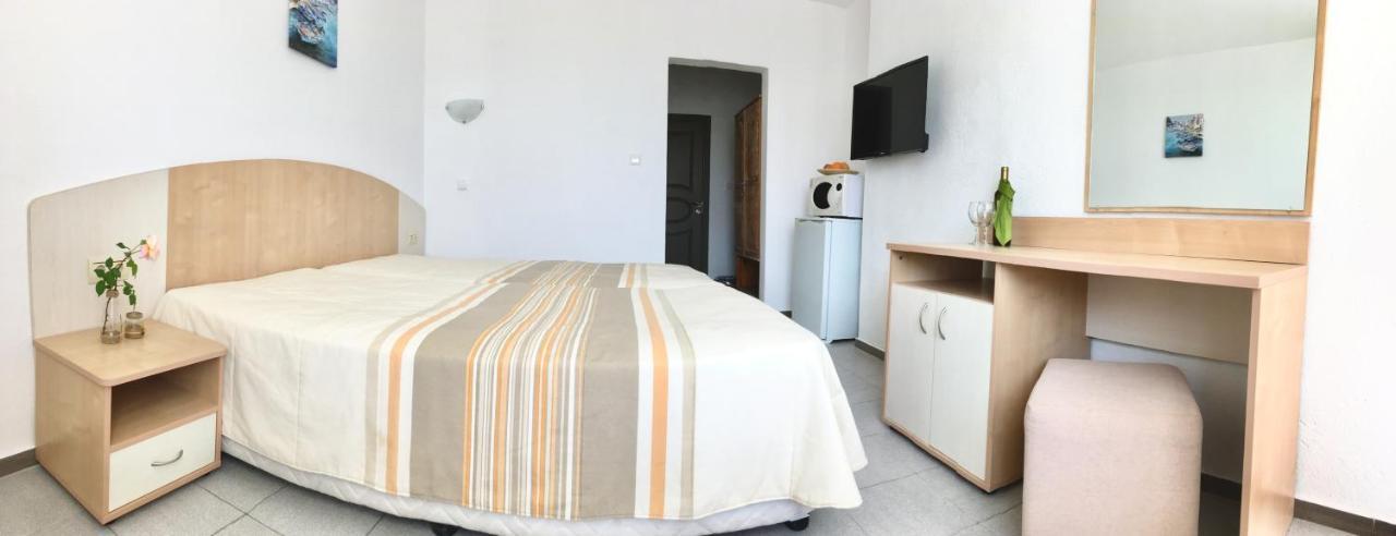 Alba Family Club Hotel Primorsko Dış mekan fotoğraf