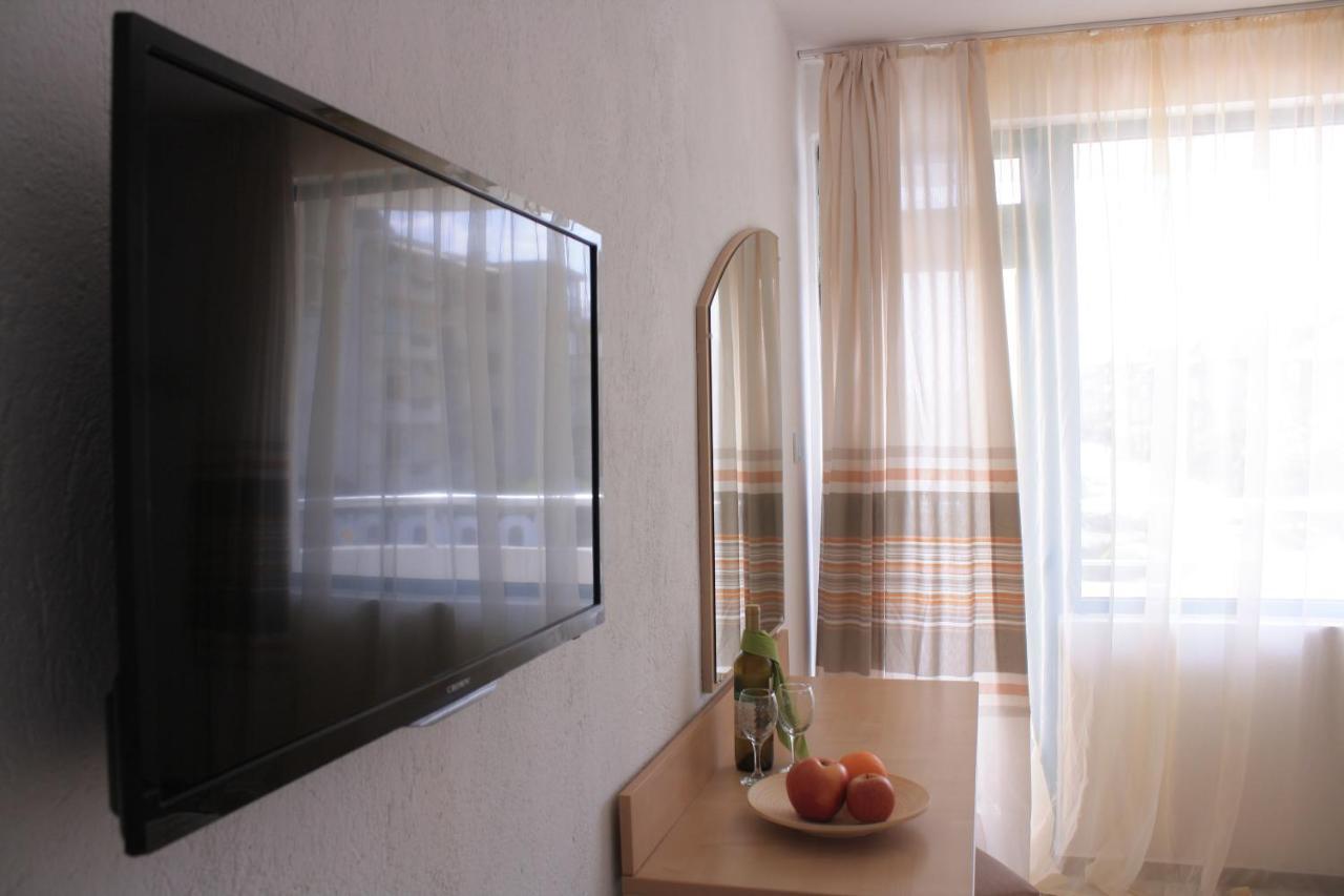 Alba Family Club Hotel Primorsko Dış mekan fotoğraf
